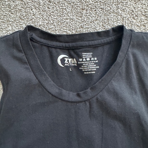 Zyia Black Kettle Moon Tank, EUC, L, Sleeveless - Picture 7 of 9